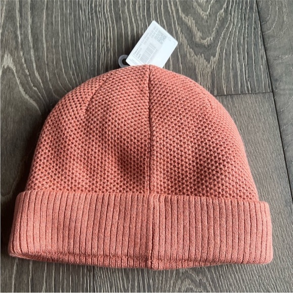Lululemon Fleece-Lined Knit Beanie in Heathered Pink Savannah
